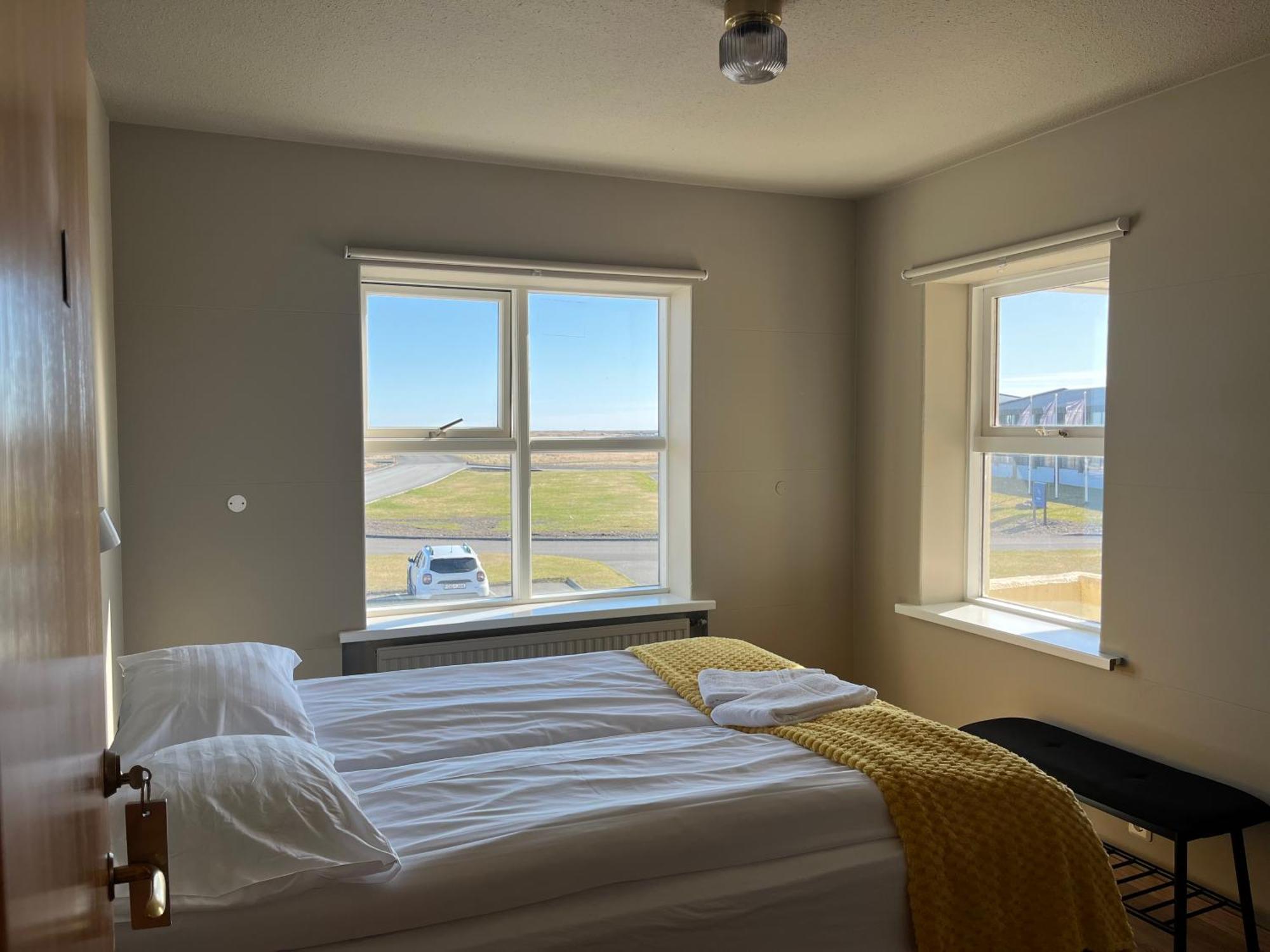 Guesthouse Hvammur By The Harbour Höfn Екстериор снимка